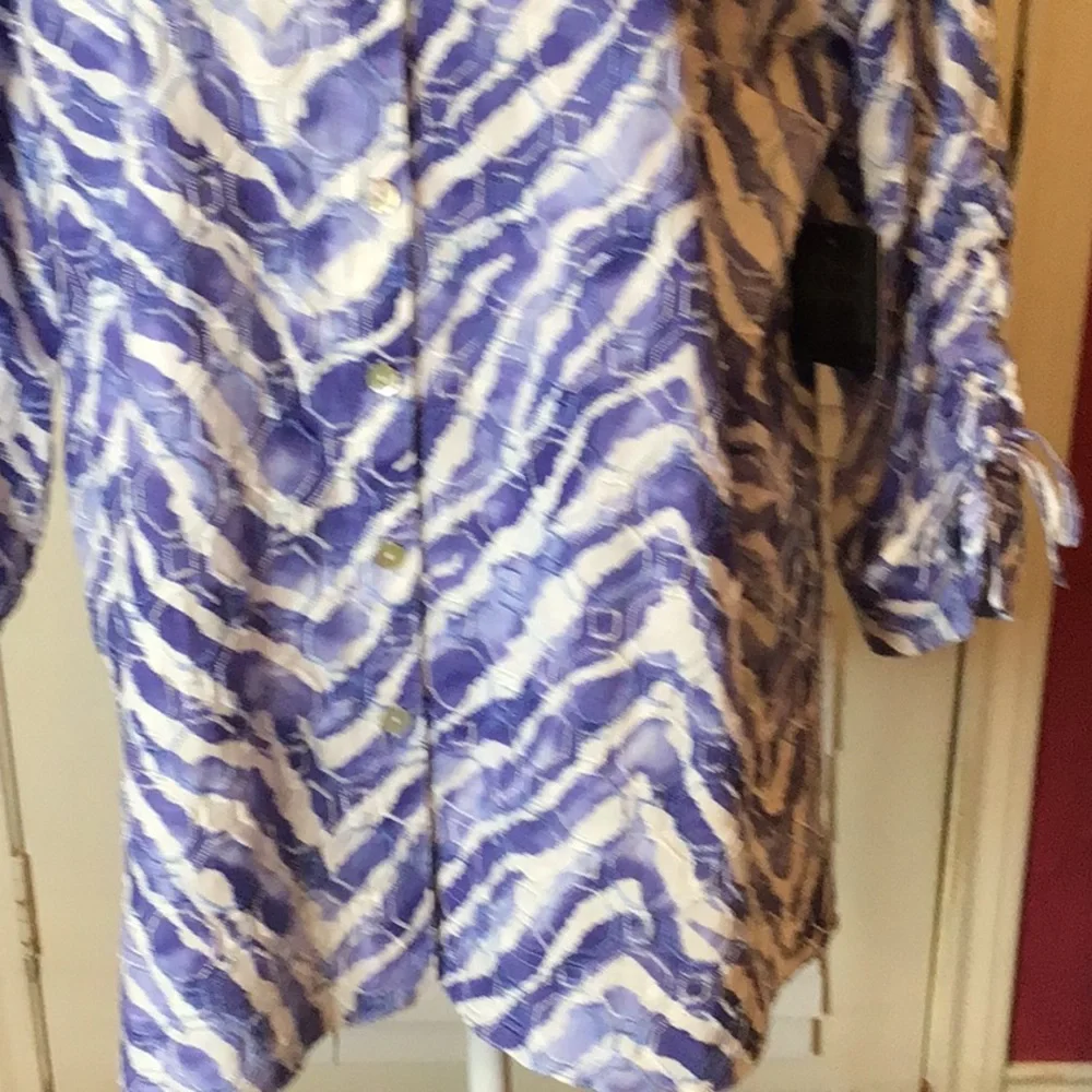John Mark Blue and White Button Down Jacket. NWT - Picture 2 of 12